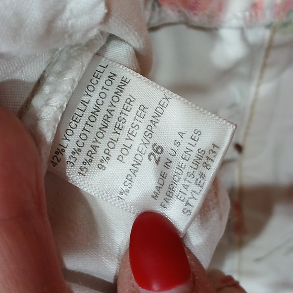 Free People Floral Jeans - Picture 8 of 14